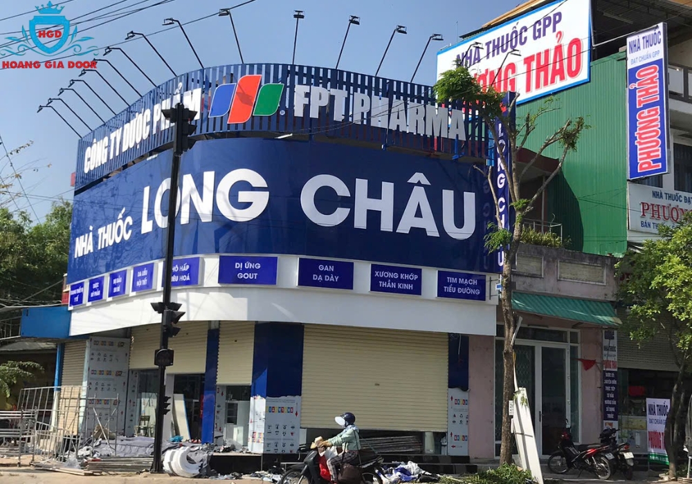 CỬA CUỐN NHÀ THUỐC LONG CHÂU QUẢNG NGÃI