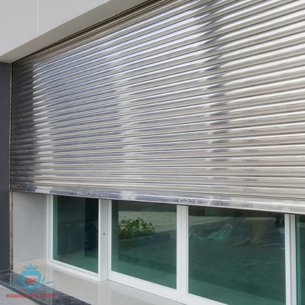 Cửa cuốn inox